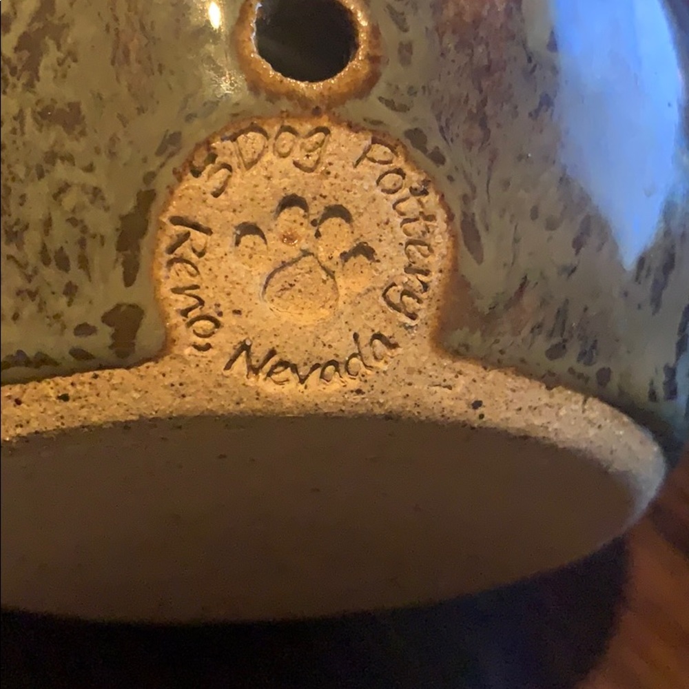 Pottery - Picture 3 of 5